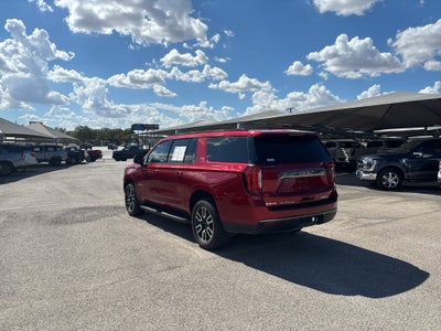 2024 GMC Yukon XL 4WD AT4