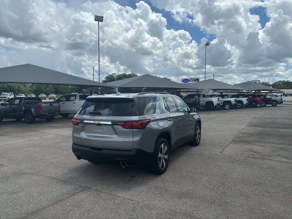 2023 Chevrolet Traverse FWD LT Leather