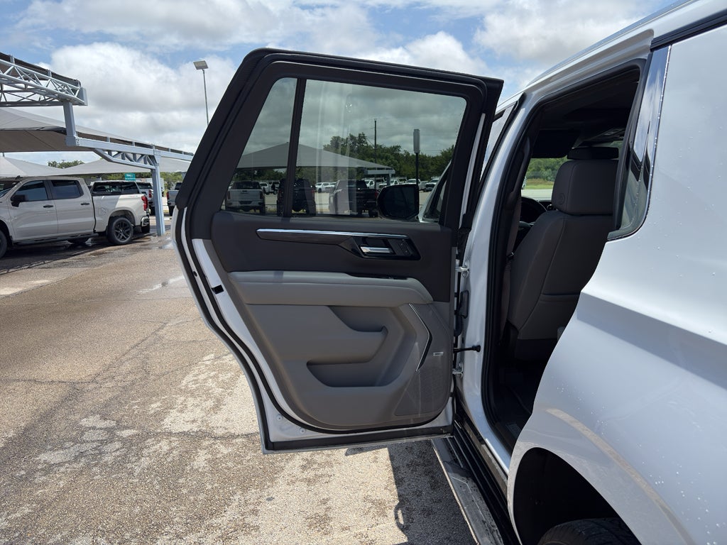 2025 Chevrolet Tahoe 2WD LT