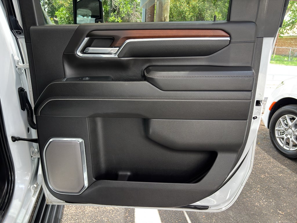 2024 GMC Sierra 2500HD 4WD Crew Cab Standard Bed Denali