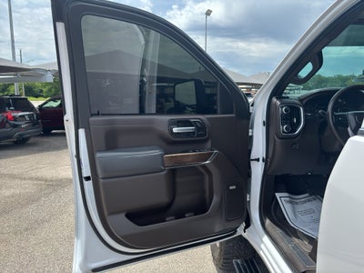 2022 GMC Sierra 2500HD 4WD Crew Cab Standard Bed Denali