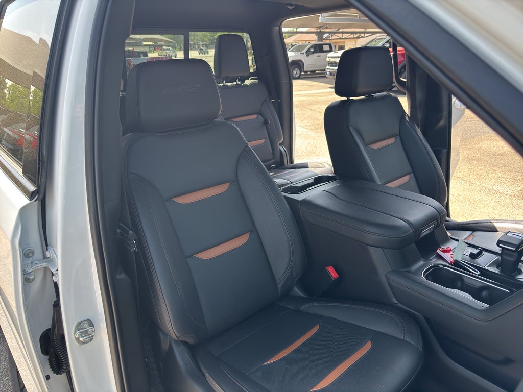 2023 GMC Sierra 1500 4WD Crew Cab Short Box AT4