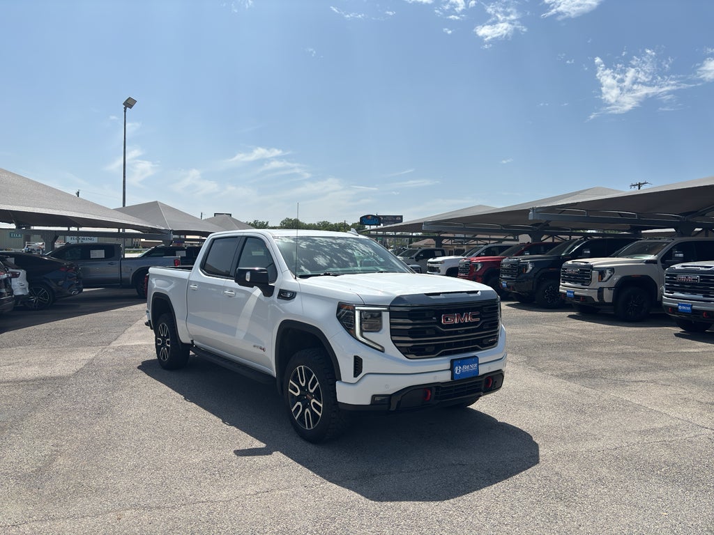 2023 GMC Sierra 1500 4WD Crew Cab Short Box AT4