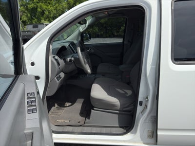 2021 Nissan Frontier Crew Cab SV 4x2