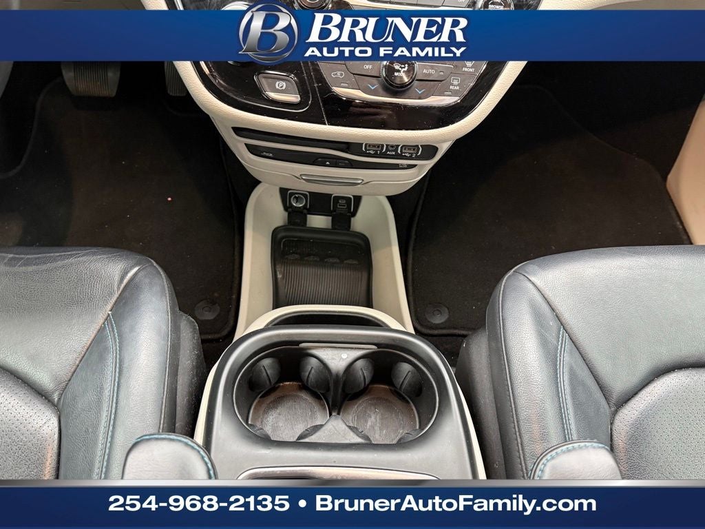 2021 Chrysler Pacifica Touring L