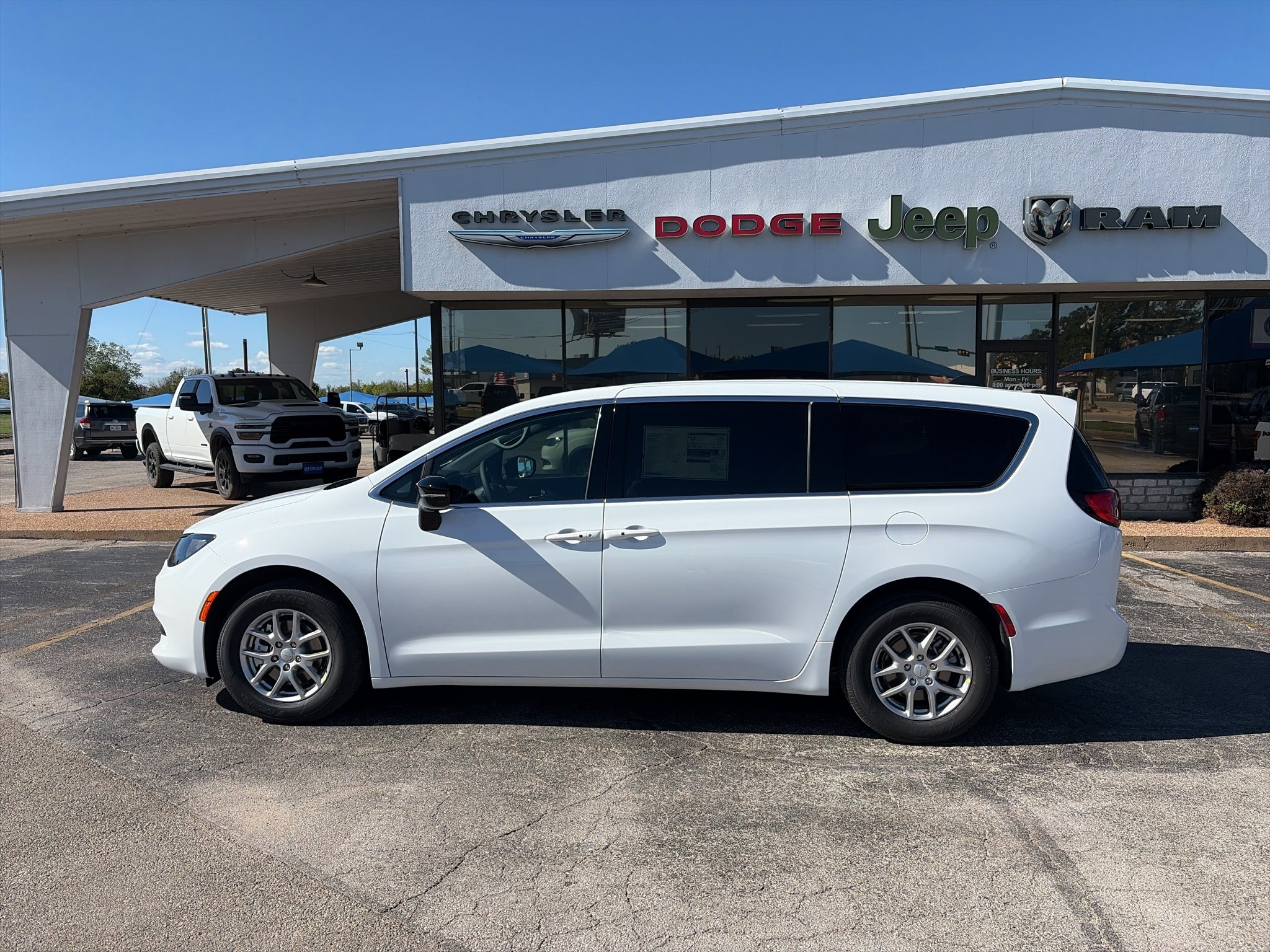 2027 Chrysler Pacifica PACIFICA LX