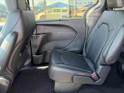 2027 Chrysler Pacifica PACIFICA LX