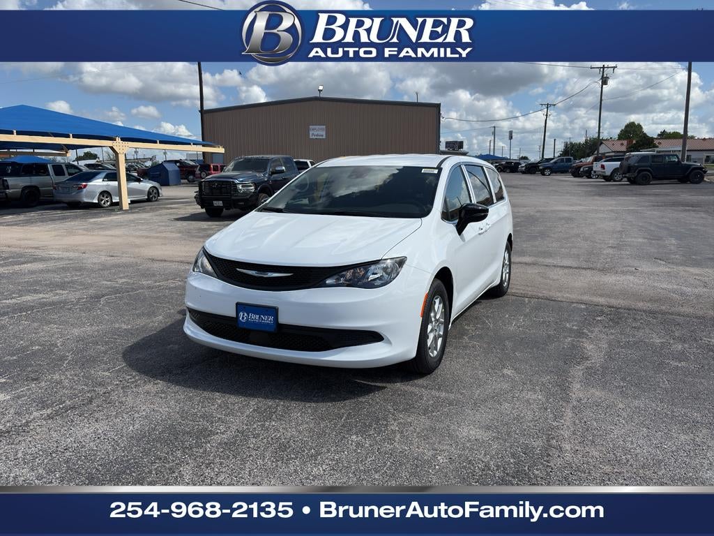 2026 Chrysler Voyager VOYAGER LX