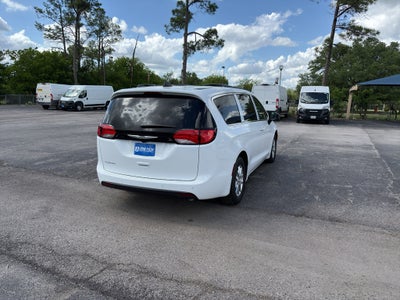 2026 Chrysler Voyager VOYAGER LX