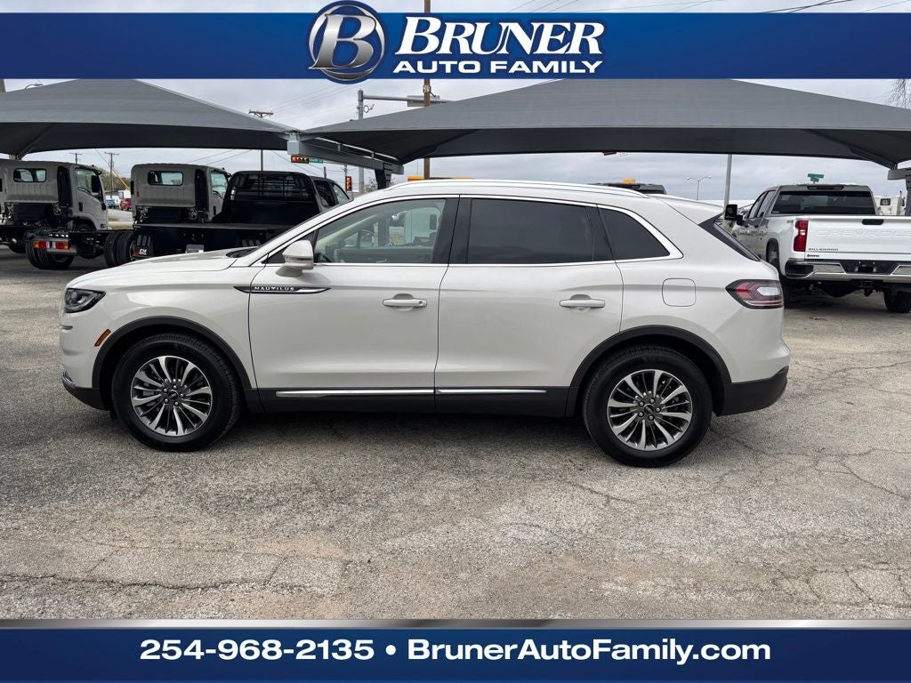 2023 Lincoln Nautilus Standard