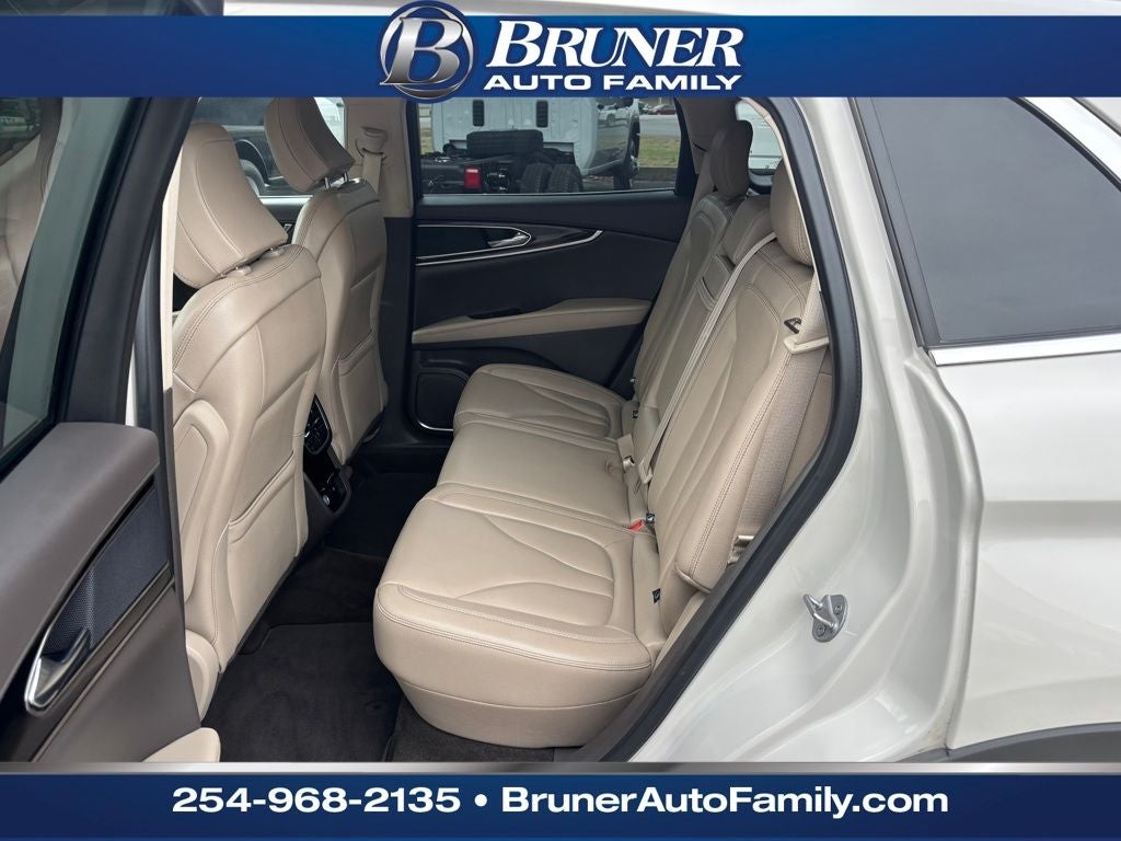 2023 Lincoln Nautilus Standard