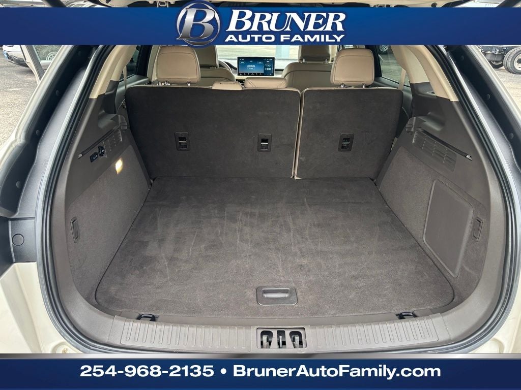 2023 Lincoln Nautilus Standard