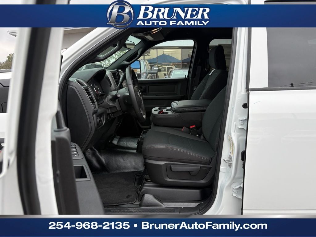 2026 RAM Ram 3500 RAM 3500 TRADESMAN CREW CAB 4X4 8' BOX