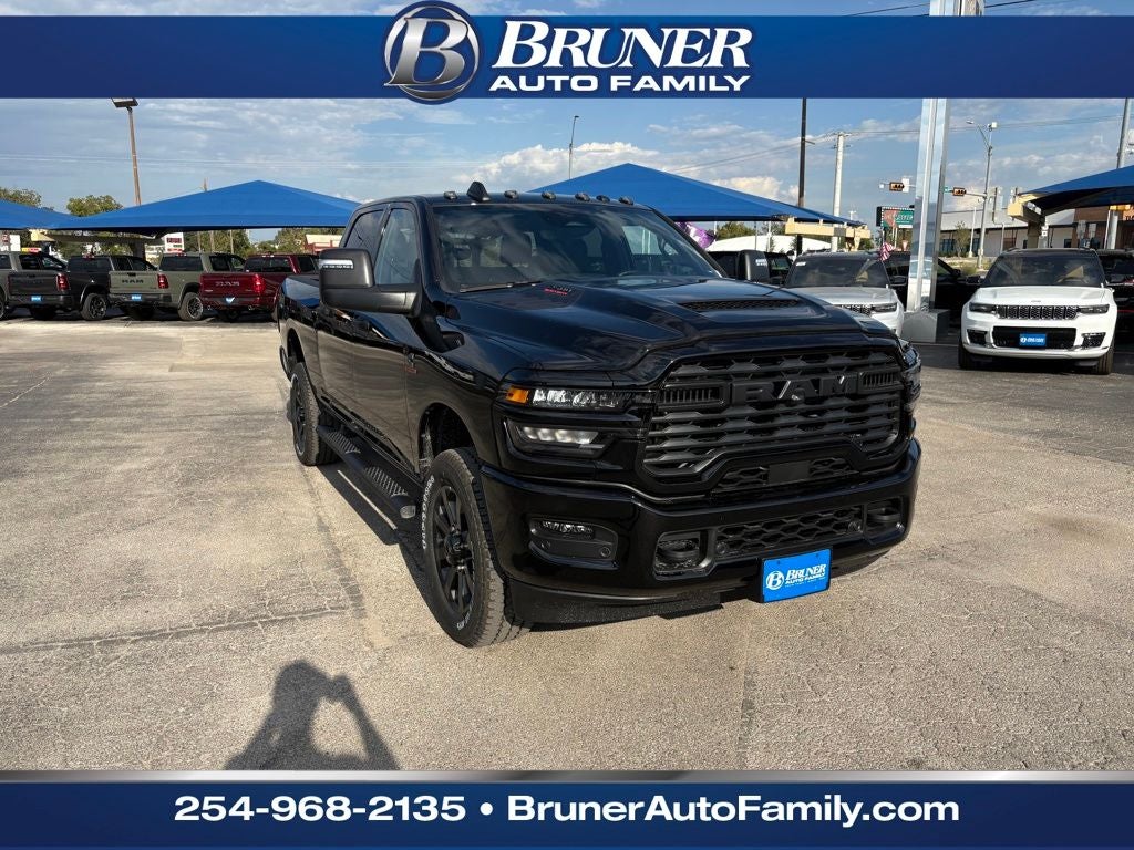 2026 RAM Ram 2500 RAM 2500 BLACK EXPRESS CREW CAB 4X4 6'4' BOX
