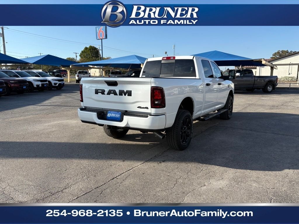 2026 RAM Ram 2500 RAM 2500 BLACK EXPRESS CREW CAB 4X4 6'4' BOX