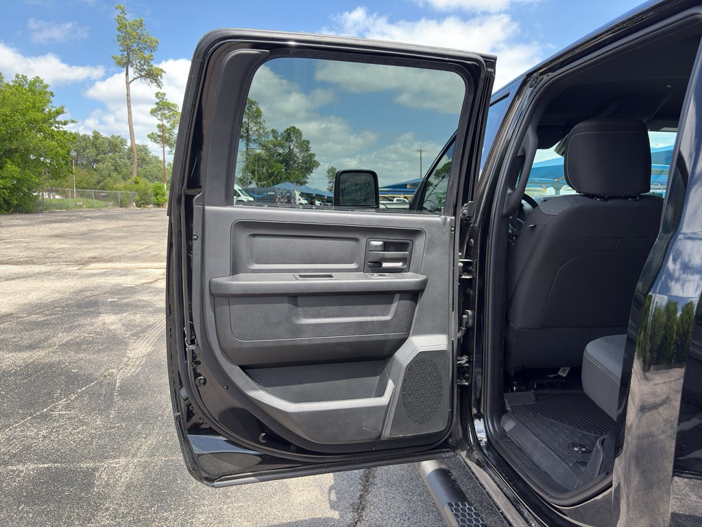 2026 RAM Ram 2500 RAM 2500 WARLOCK CREW CAB 4X4 6'4' BOX