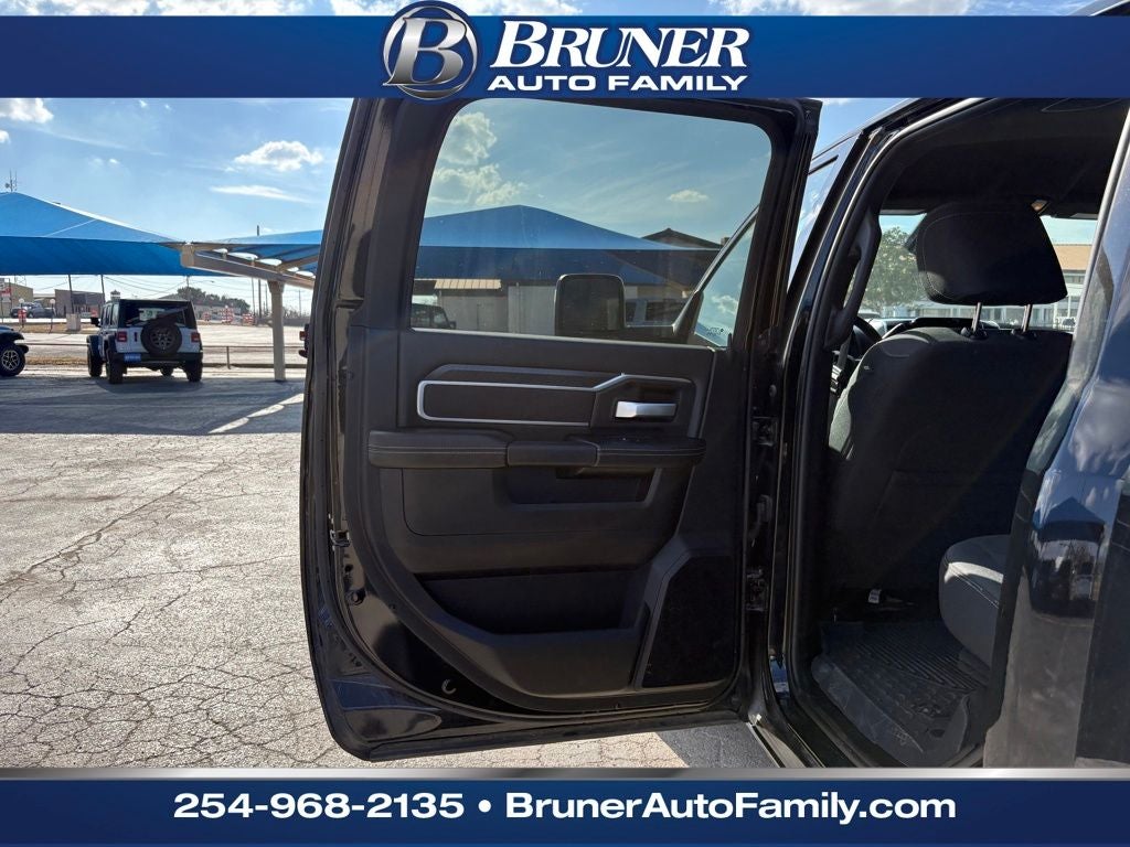 2025 RAM 2500 Lone Star Crew Cab 4x4 6'4' Box