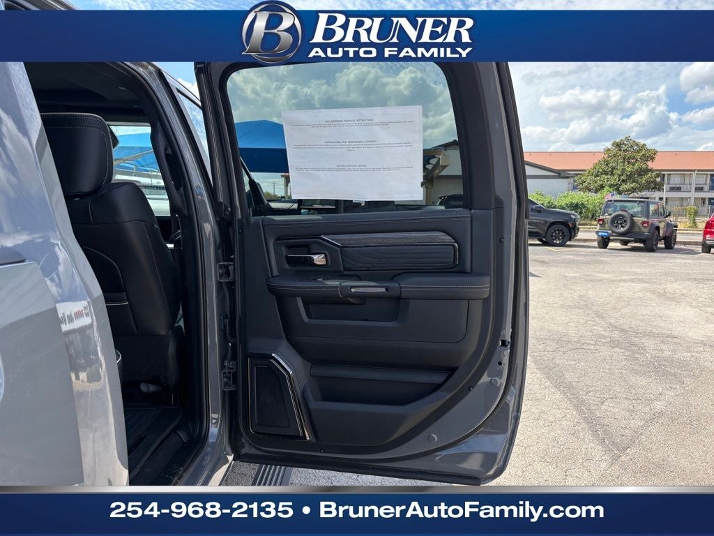 2026 RAM Ram 2500 RAM 2500 LIMITED CREW CAB 4X4 6'4' BOX