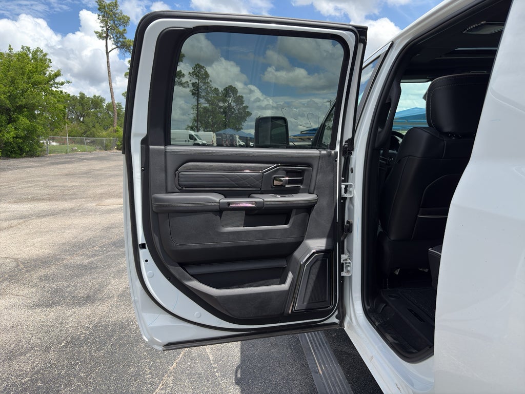 2026 RAM Ram 2500 RAM 2500 LIMITED MEGA CAB 4X4 6'4' BOX