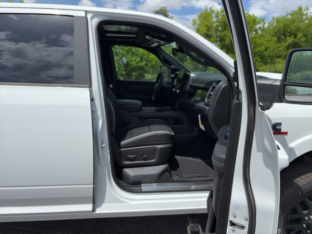 2026 RAM Ram 2500 RAM 2500 LIMITED MEGA CAB 4X4 6'4' BOX