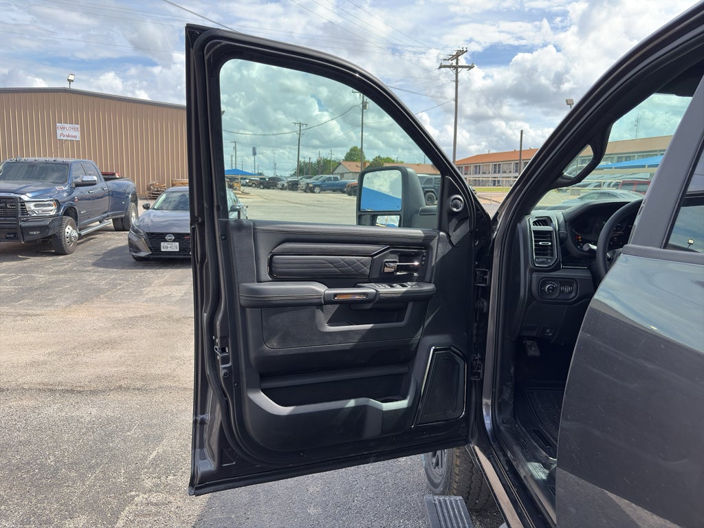 2026 RAM Ram 2500 RAM 2500 LIMITED MEGA CAB 4X4 6'4' BOX