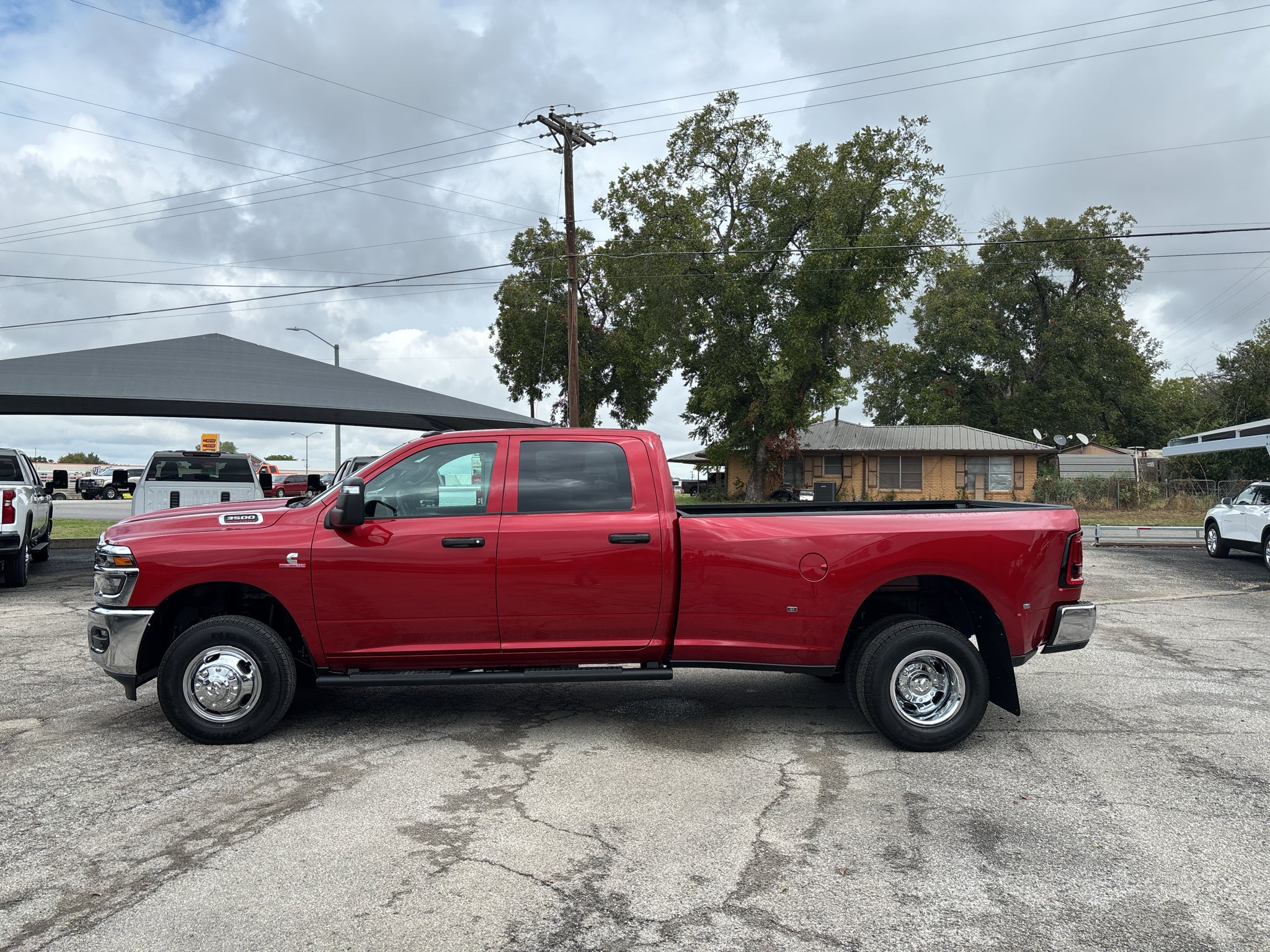 2027 RAM Ram 3500 RAM 3500 TRADESMAN CREW CAB 4X4 8' BOX