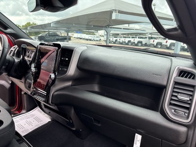 2027 RAM Ram 3500 RAM 3500 TRADESMAN CREW CAB 4X4 8' BOX