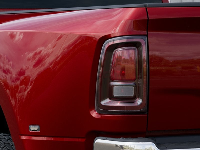 2027 RAM Ram 3500 RAM 3500 TRADESMAN CREW CAB 4X4 8' BOX