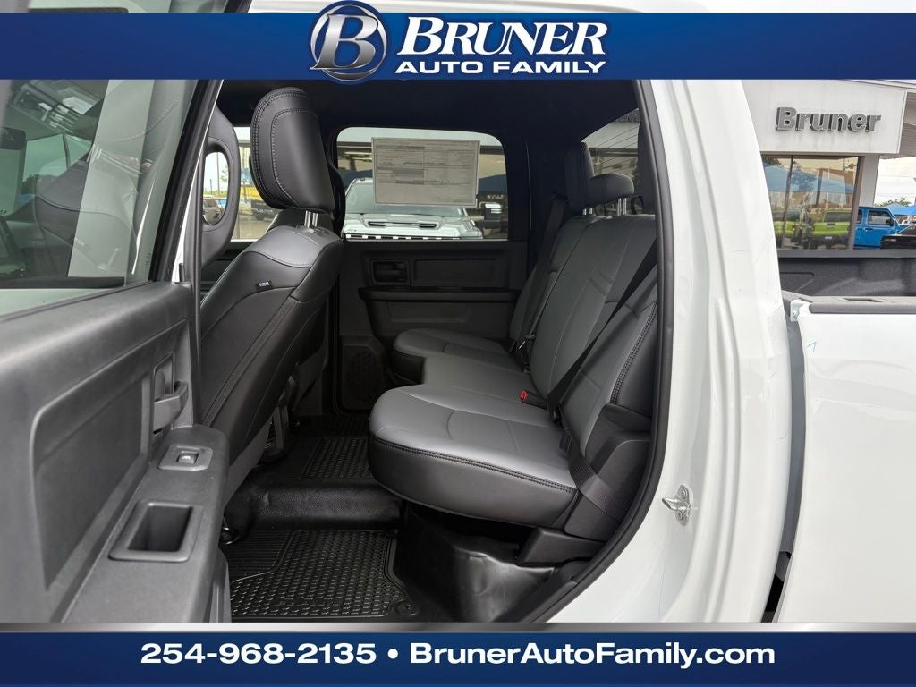 2026 RAM Ram 3500 RAM 3500 TRADESMAN CREW CAB 4X4 8' BOX