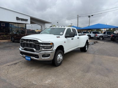 2027 RAM Ram 3500 RAM 3500 TRADESMAN CREW CAB 4X4 8' BOX