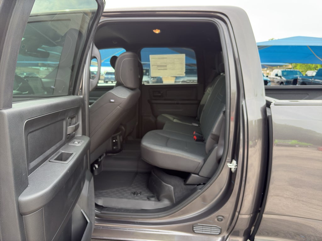 2026 RAM Ram 3500 RAM 3500 TRADESMAN CREW CAB 4X4 8' BOX
