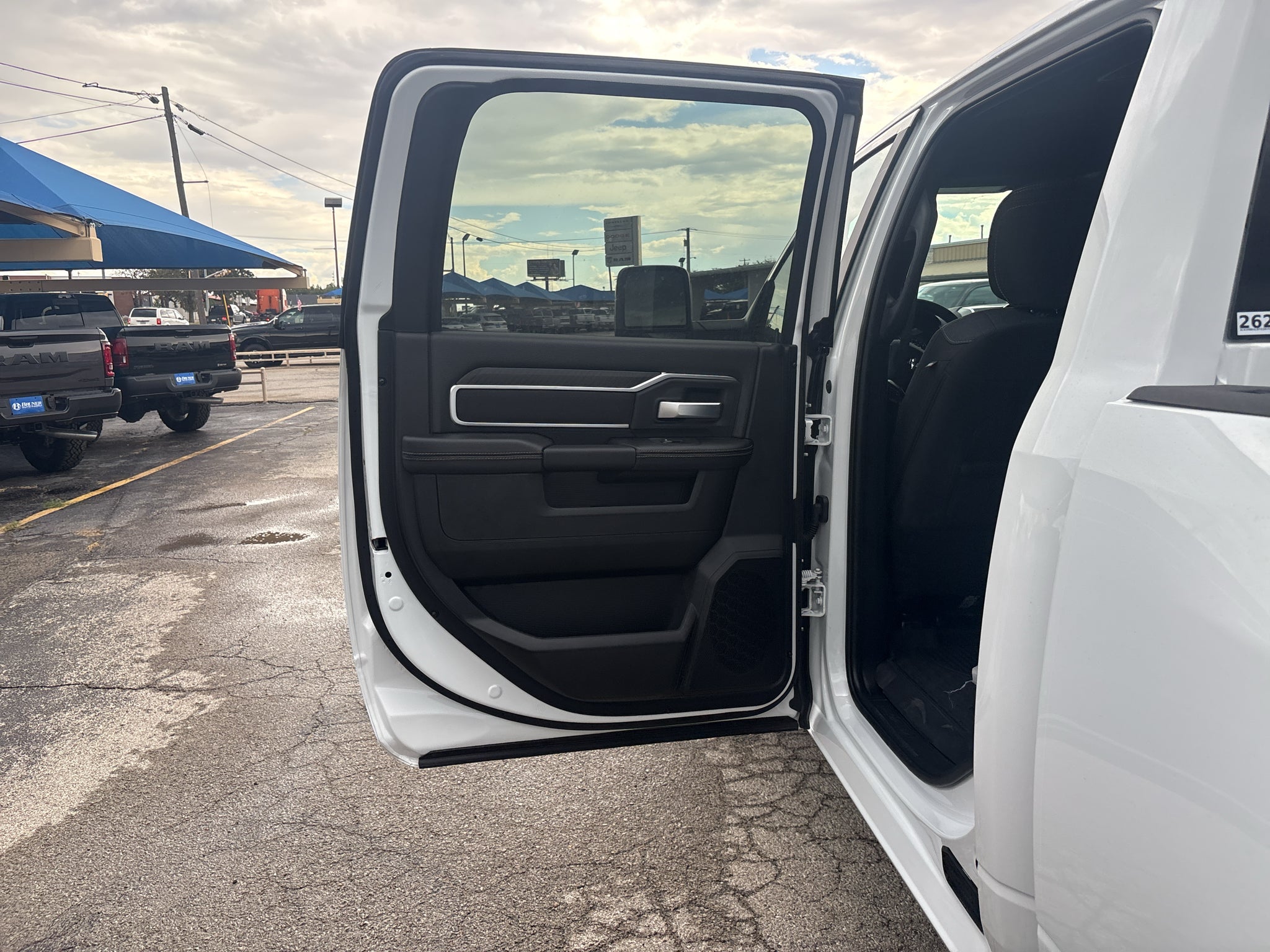 2026 RAM Ram 3500 RAM 3500 LONE STAR CREW CAB 4X4 8' BOX