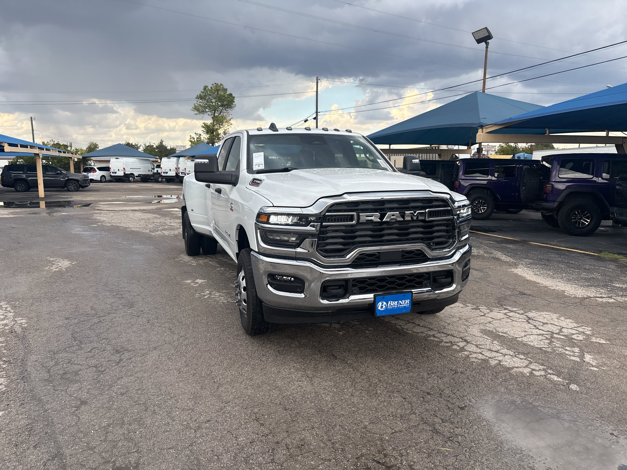 2026 RAM Ram 3500 RAM 3500 LONE STAR CREW CAB 4X4 8' BOX