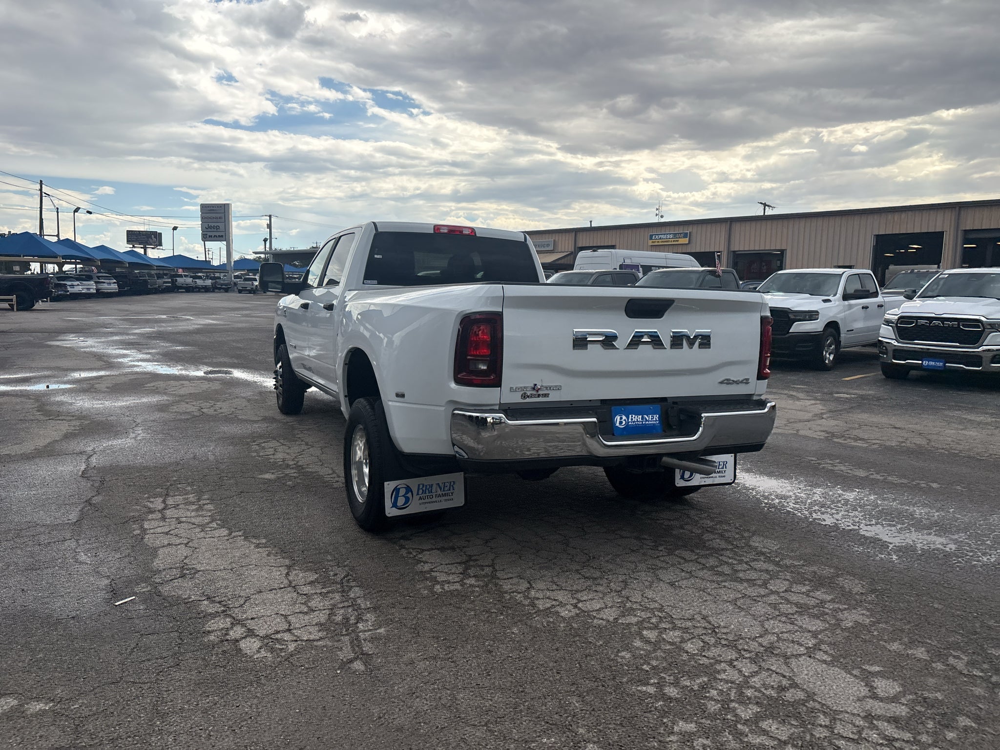 2026 RAM Ram 3500 RAM 3500 LONE STAR CREW CAB 4X4 8' BOX