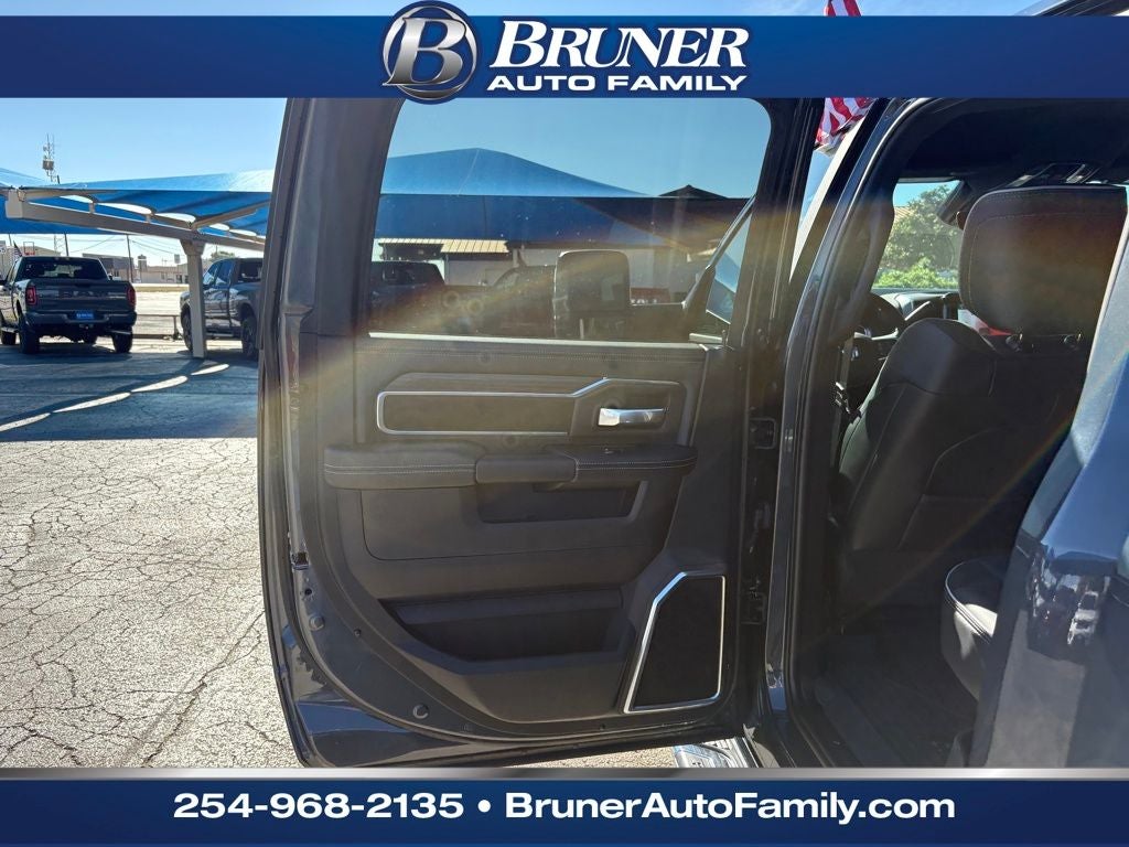 2026 RAM Ram 3500 RAM 3500 LARAMIE CREW CAB 4X4 8' BOX