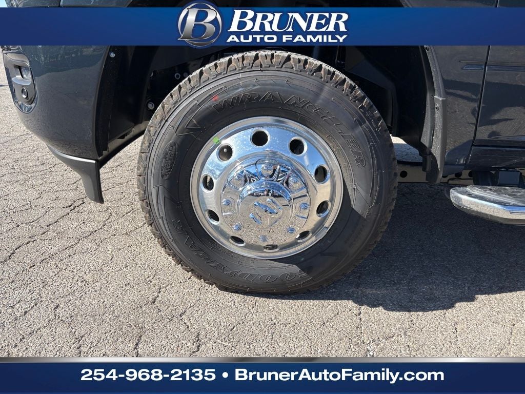 2026 RAM Ram 3500 RAM 3500 LARAMIE CREW CAB 4X4 8' BOX