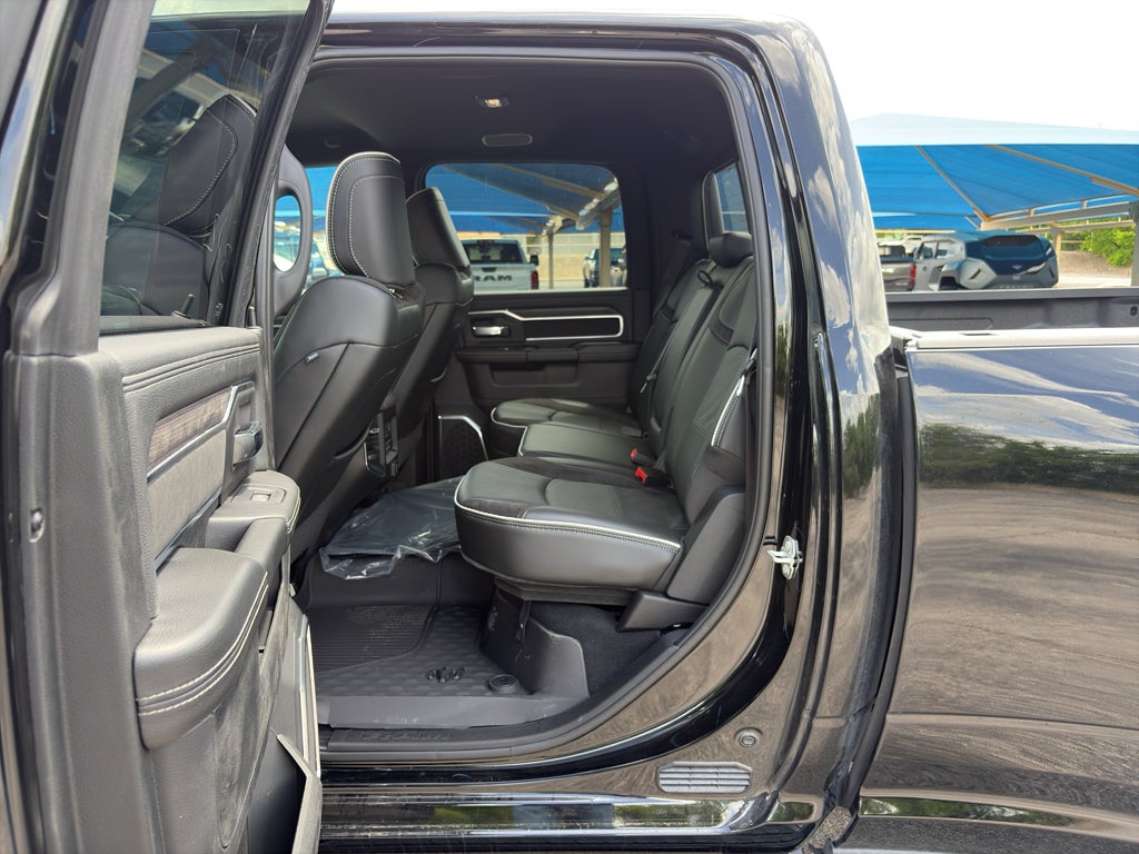 2026 RAM Ram 3500 RAM 3500 LARAMIE CREW CAB 4X4 8' BOX