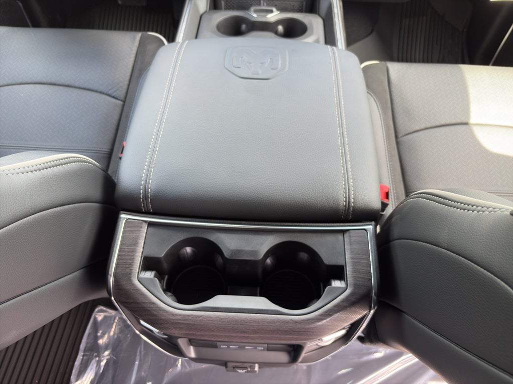 2026 RAM Ram 3500 RAM 3500 LARAMIE CREW CAB 4X4 8' BOX