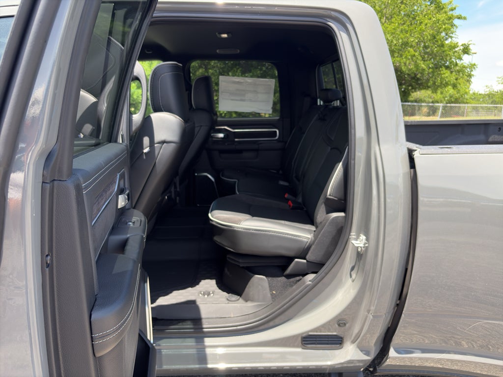 2026 RAM Ram 3500 RAM 3500 LARAMIE CREW CAB 4X4 8' BOX
