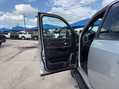 2026 RAM Ram 3500 RAM 3500 LARAMIE MEGA CAB 4X4 6'4' BOX