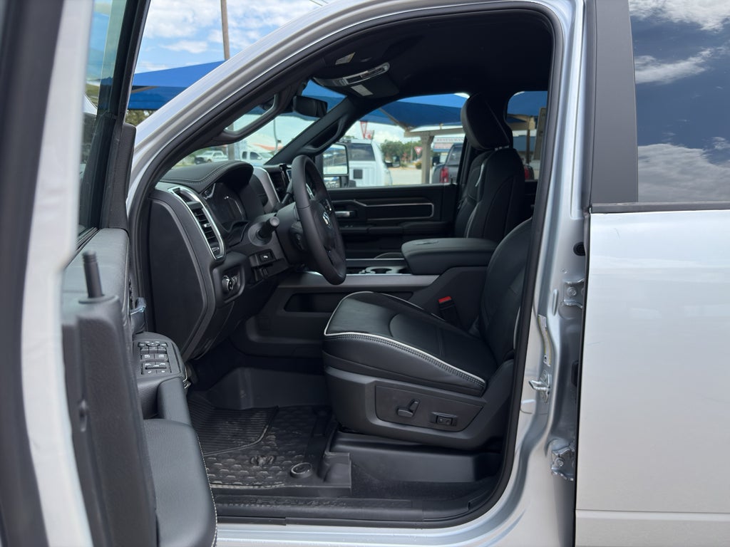 2026 RAM Ram 3500 RAM 3500 LARAMIE MEGA CAB 4X4 6'4' BOX