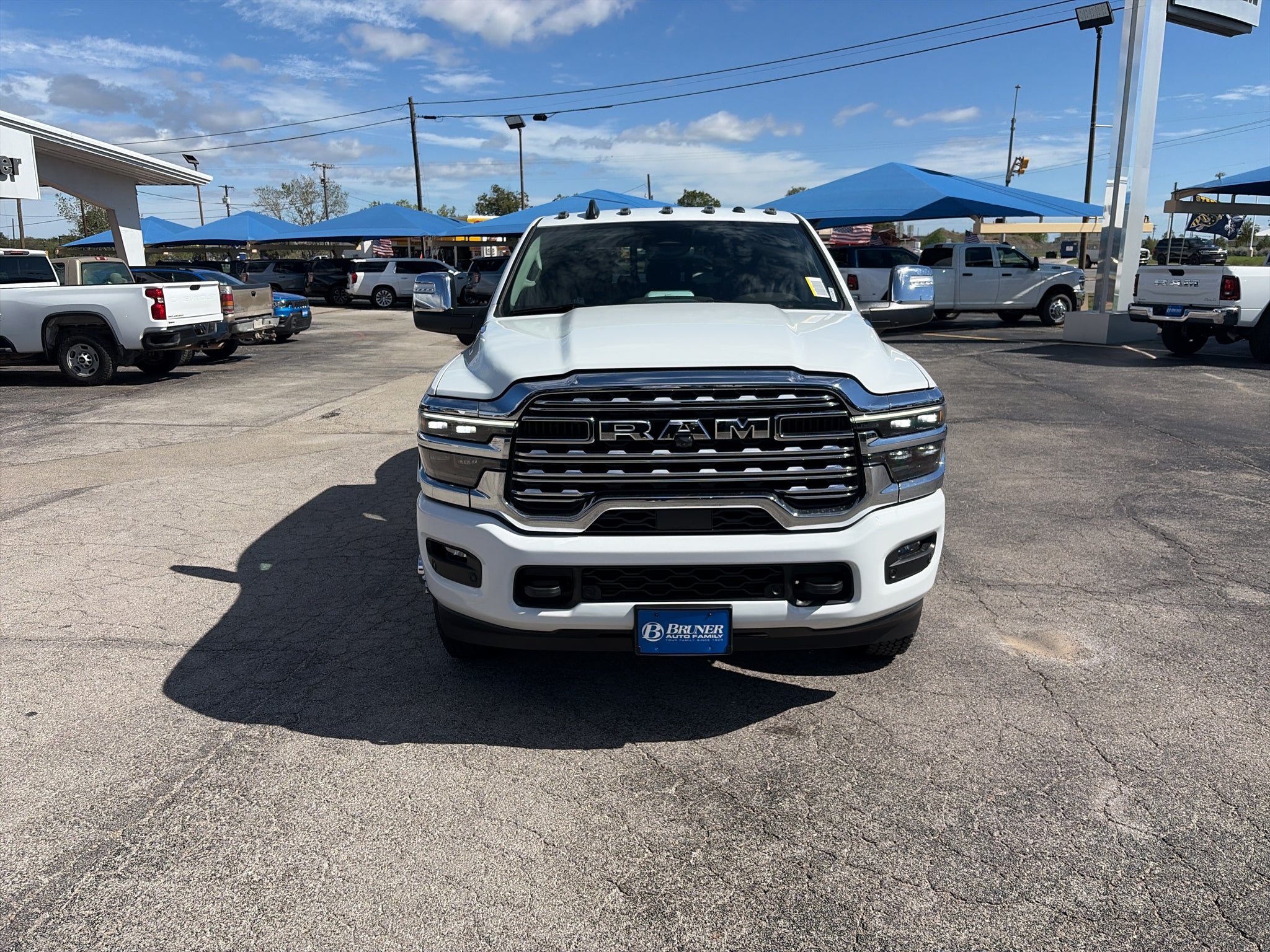 2027 RAM Ram 3500 RAM 3500 LONGHORN MEGA CAB 4X4 6'4' BOX