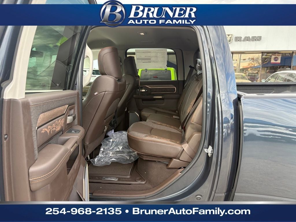 2026 RAM Ram 3500 RAM 3500 LIMITED LONGHORN CREW CAB 4X4 8' BOX