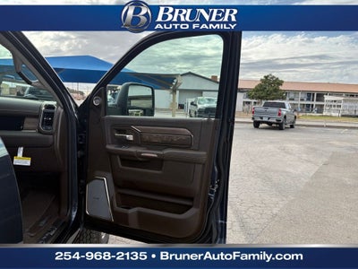 2026 RAM Ram 3500 RAM 3500 LIMITED LONGHORN CREW CAB 4X4 8' BOX