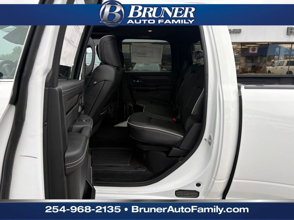 2026 RAM Ram 3500 RAM 3500 LIMITED CREW CAB 4X4 8' BOX