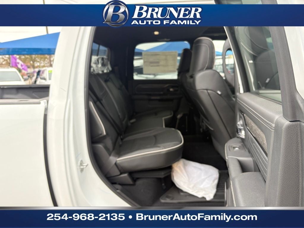 2026 RAM Ram 3500 RAM 3500 LIMITED CREW CAB 4X4 8' BOX