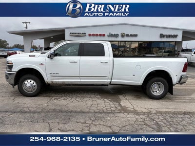 2026 RAM Ram 3500 RAM 3500 LIMITED CREW CAB 4X4 8' BOX