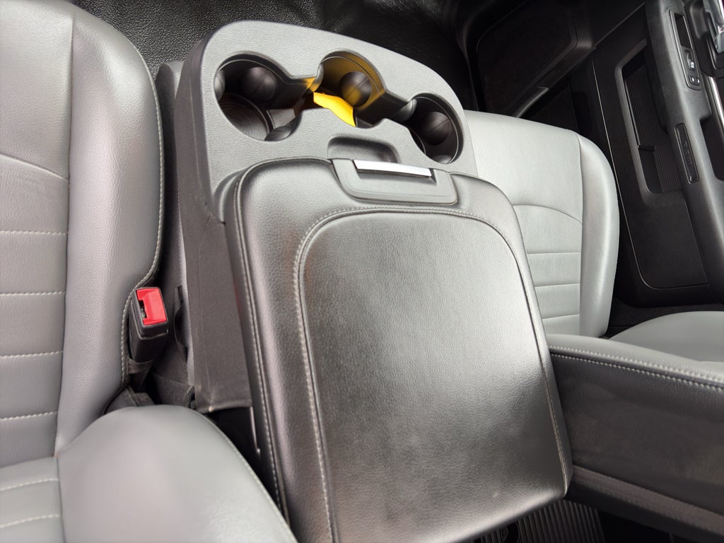 2021 RAM 1500 Classic Tradesman Regular Cab 4x2 8' Box