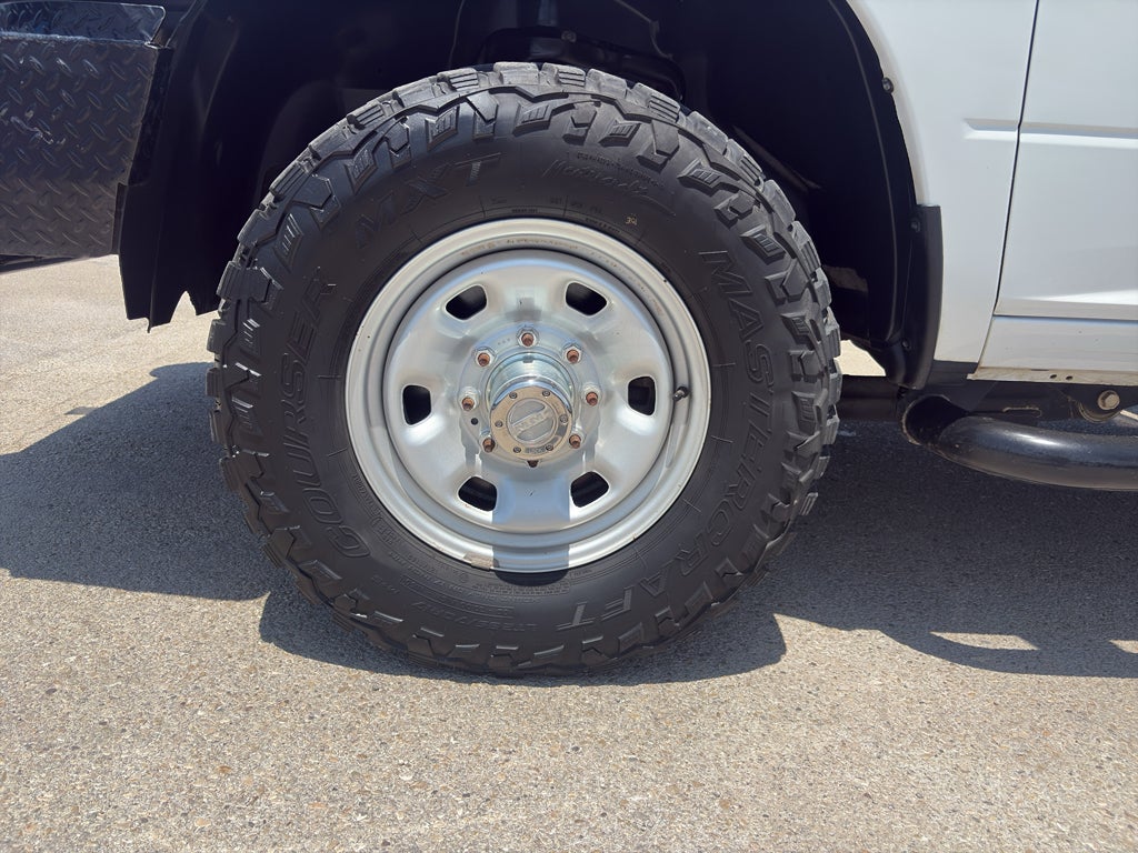 2017 RAM 2500 Tradesman Regular Cab 4x4 8' Box