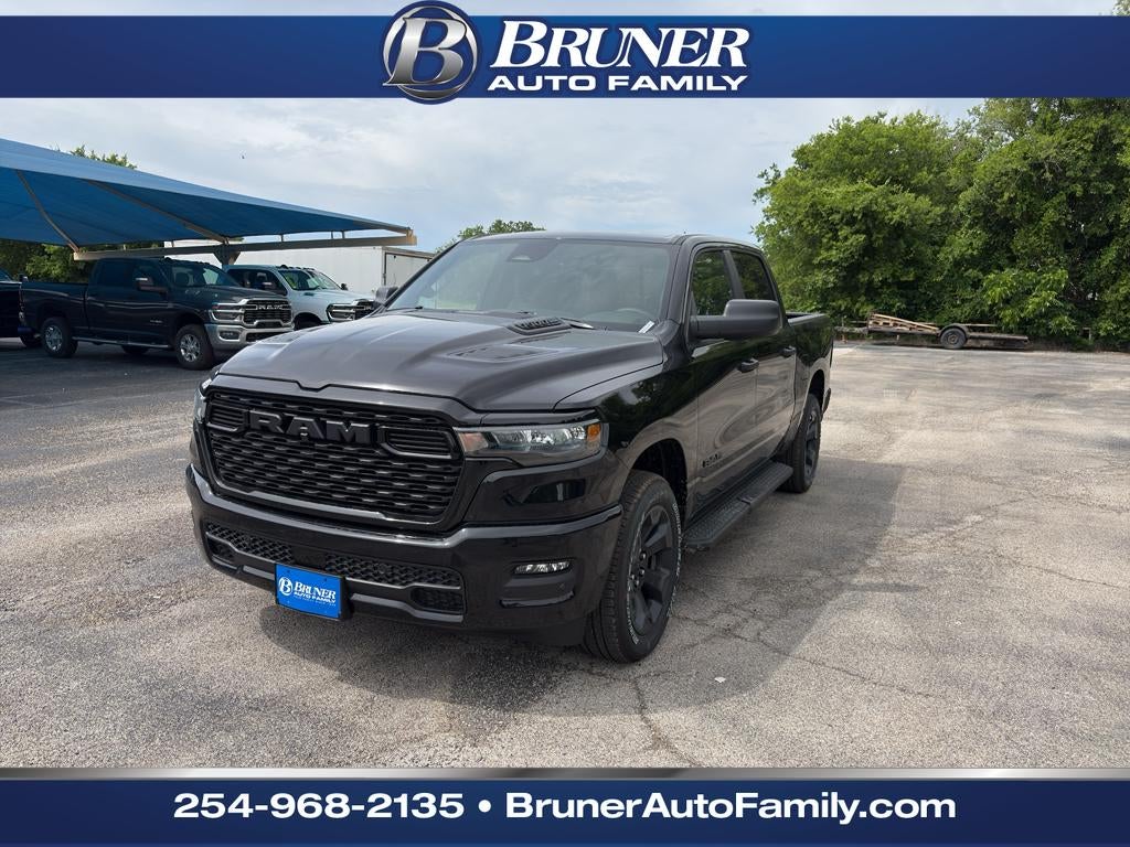 2026 RAM Ram 1500 RAM 1500 EXPRESS CREW CAB 4X4 5'7' BOX